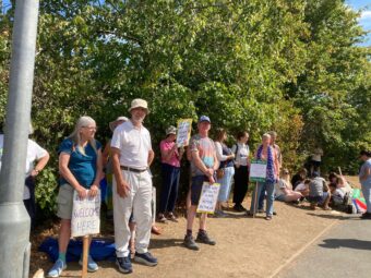 EVWR Volunteers supporting the hotel residents